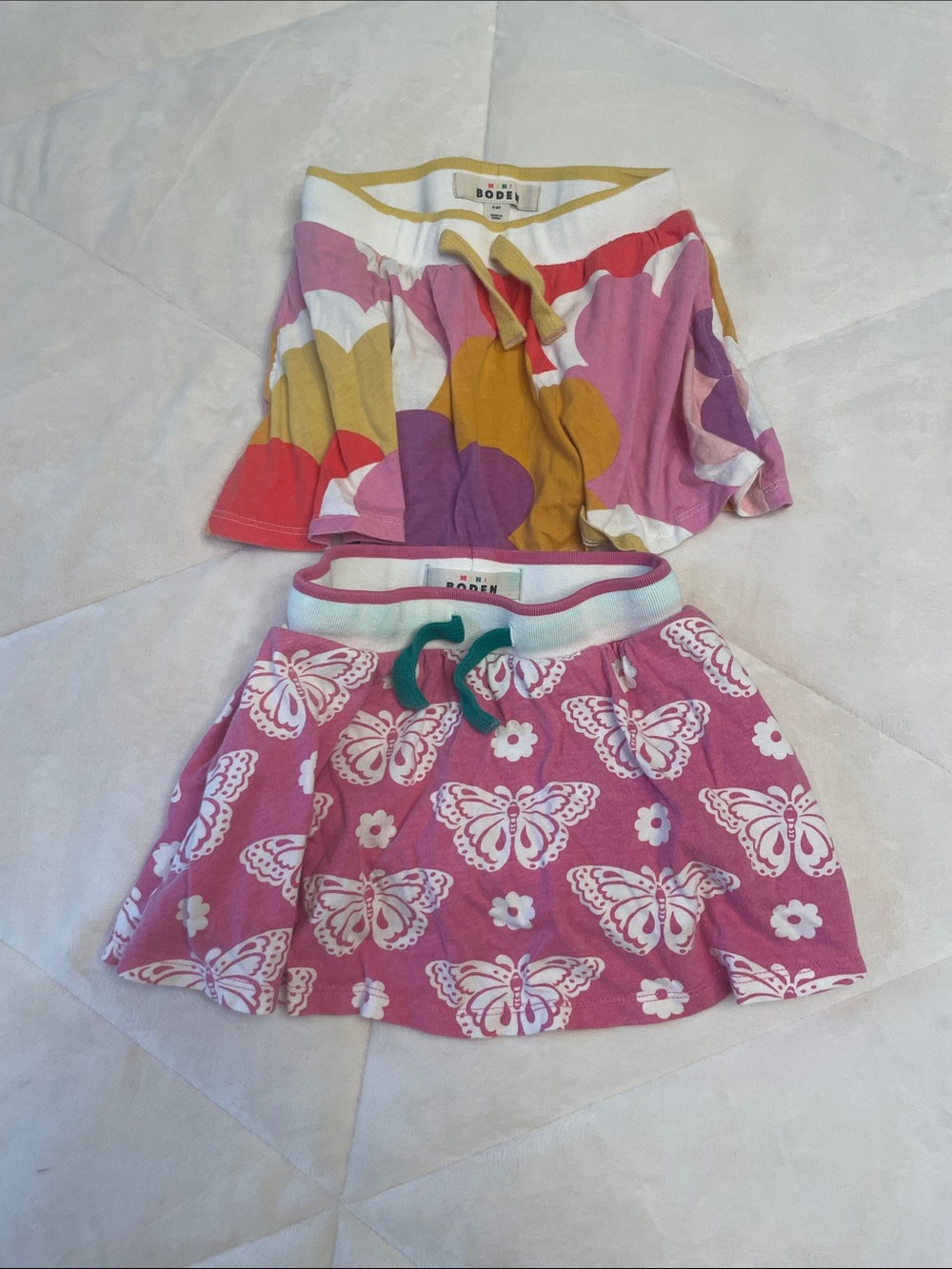 Boden Girls' Pink Butterfly Skirt with White Print and Colorblock Skirt Size 4-5